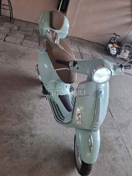 Vespa primavera