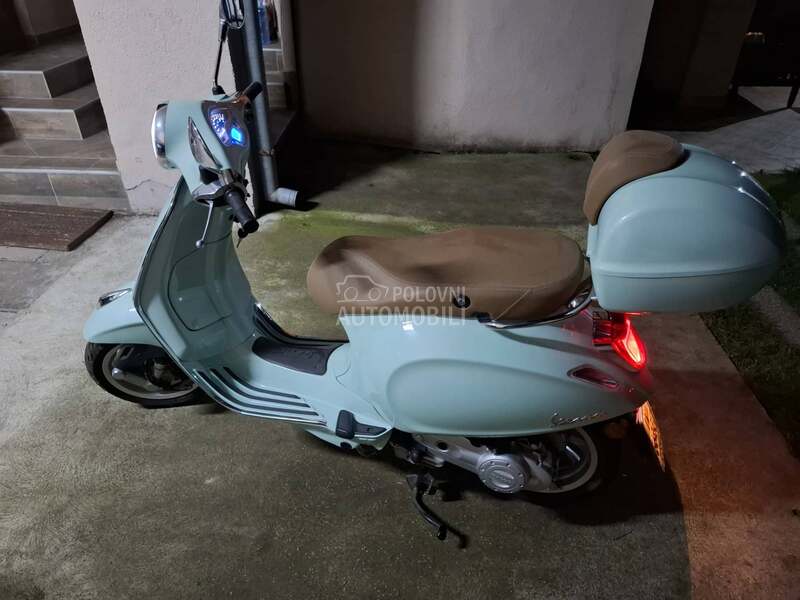 Vespa primavera