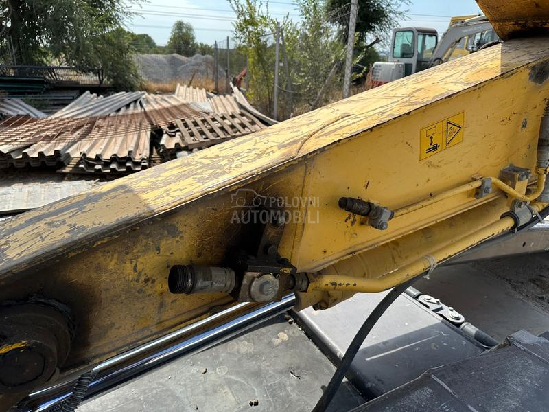 New Holland Kobelco E140CSR