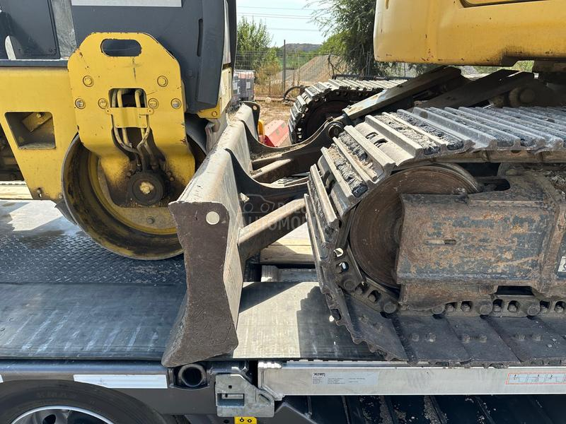 New Holland Kobelco E140CSR