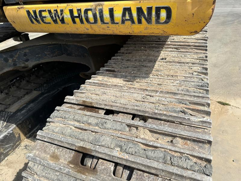 New Holland Kobelco E140CSR