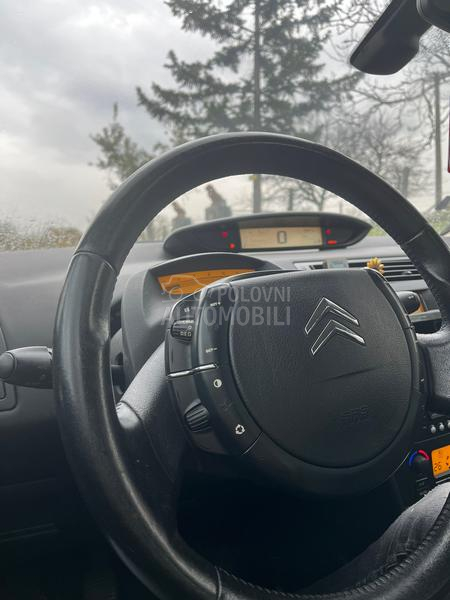 Citroen C4 2.0hdi