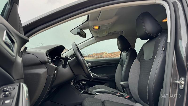 Opel Grandland X 2.0/ INNOVATION/ FUL