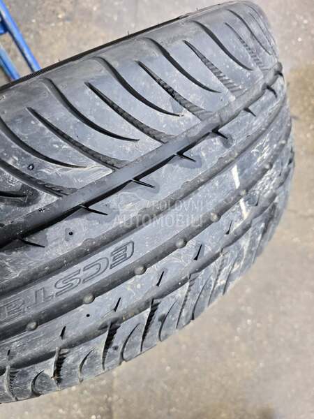 Kumho 245/45 R20 Letnja