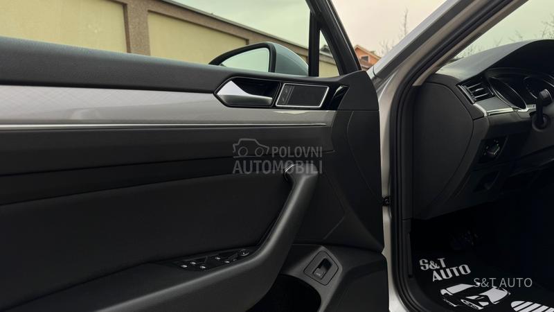 Volkswagen Passat B8 2.0 TDI/DSG/LED/FUL