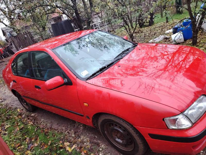 Nissan Primera 