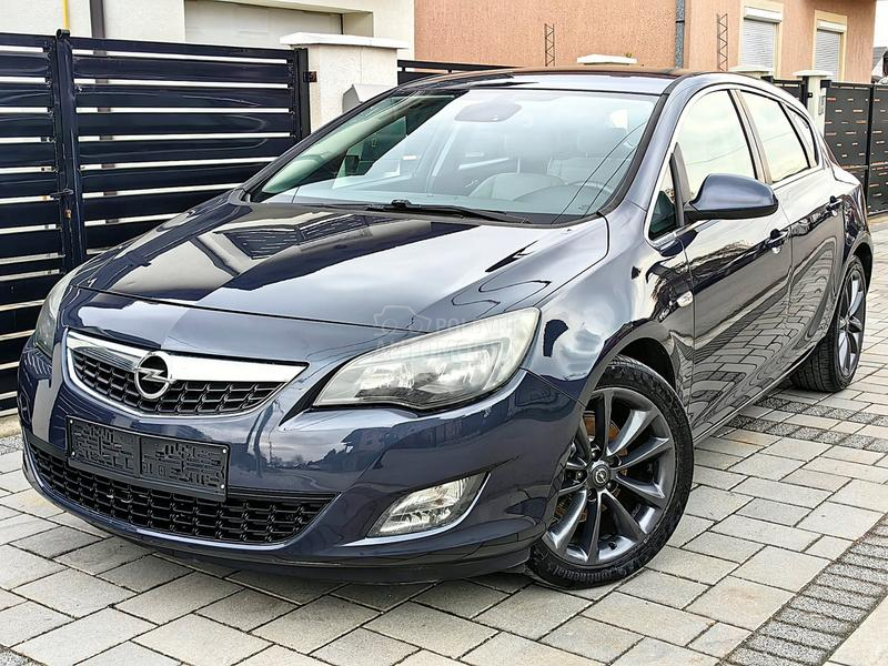 Opel Astra J 1.7CDTI BI-COLOR