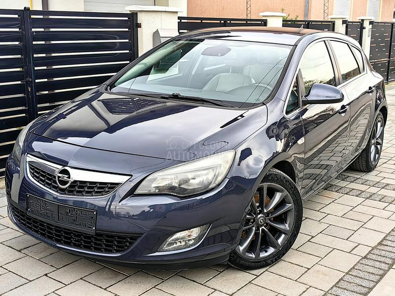 Opel Astra J 1.7CDTI BI-COLOR