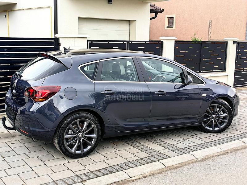 Opel Astra J 1.7CDTI BI-COLOR