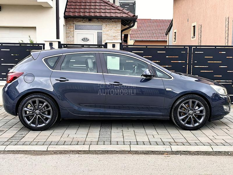 Opel Astra J 1.7CDTI BI-COLOR