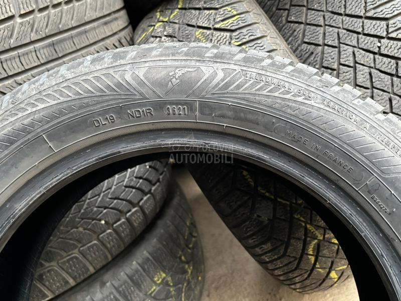 Goodyear 195/55 R16 Zimska