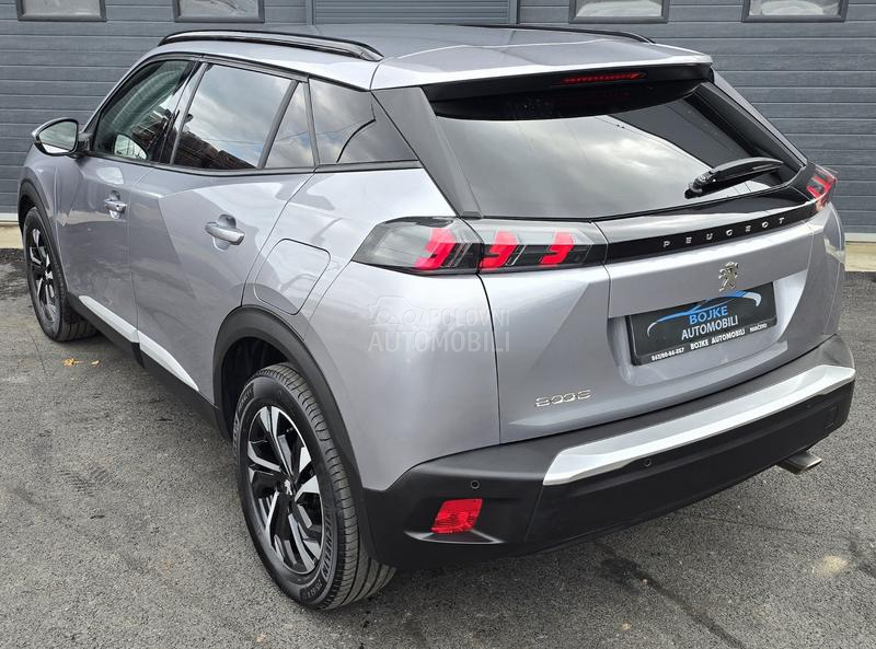 Peugeot 2008 1.5HDI ALLURE