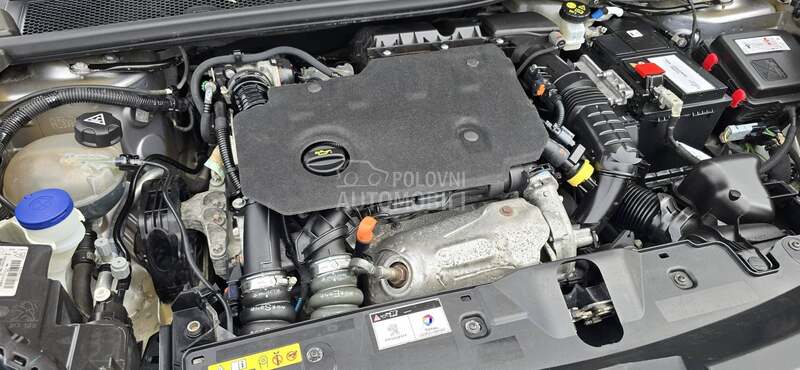 Peugeot 2008 1.5HDI ALLURE