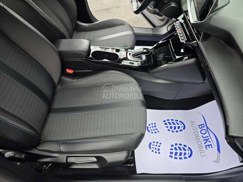 Peugeot 2008 1.5HDI ALLURE