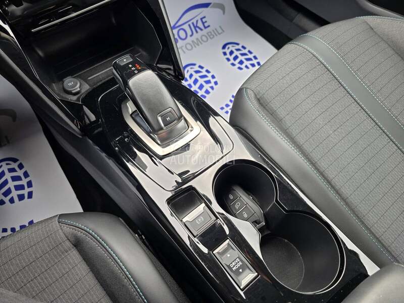 Peugeot 2008 1.5HDI ALLURE