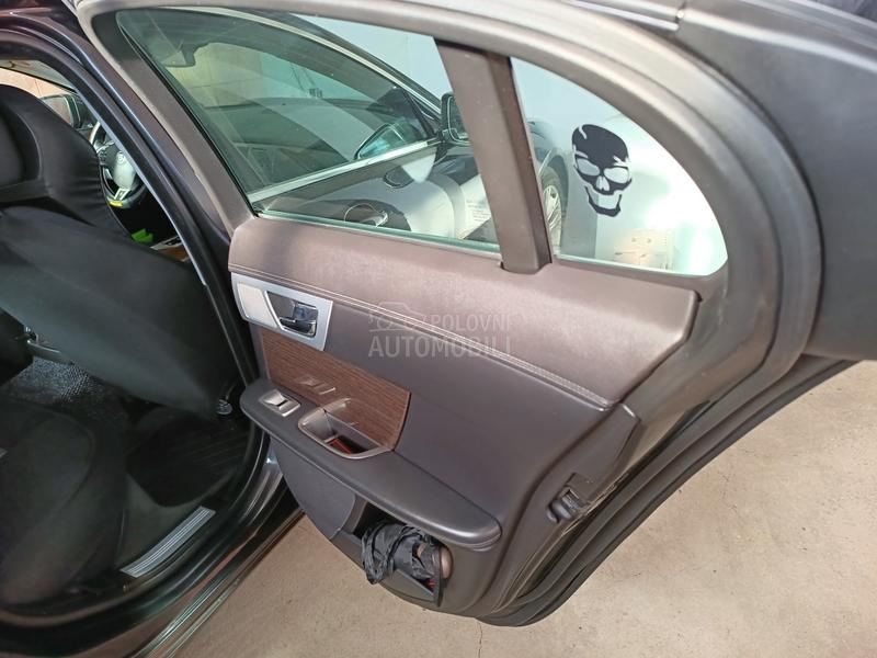 Jaguar XF 2.2
