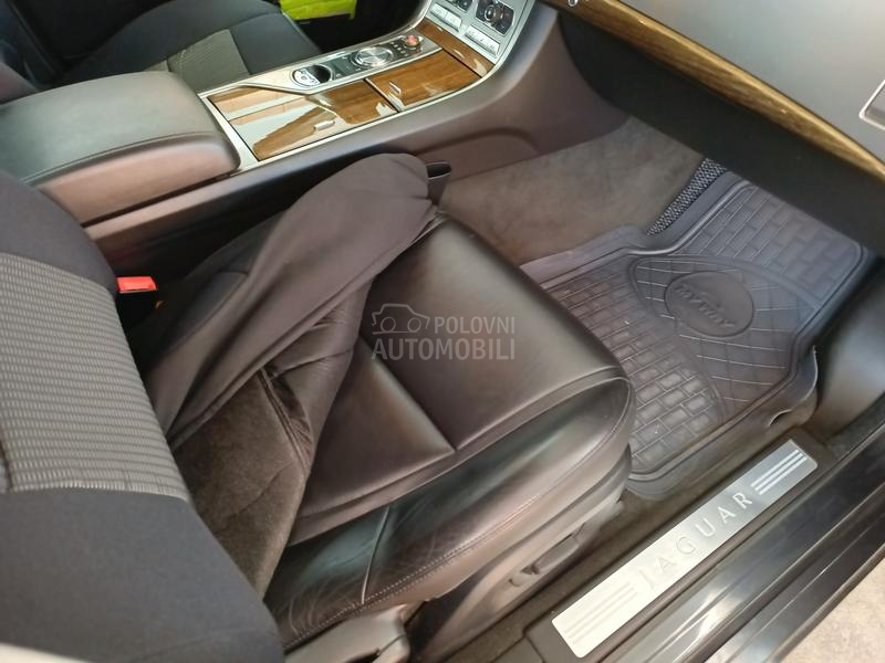 Jaguar XF 2.2