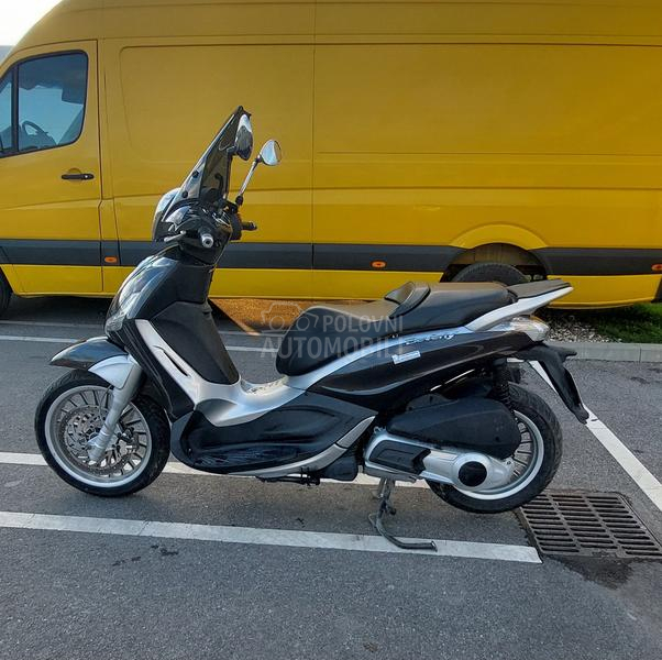 Piaggio Beverly 300