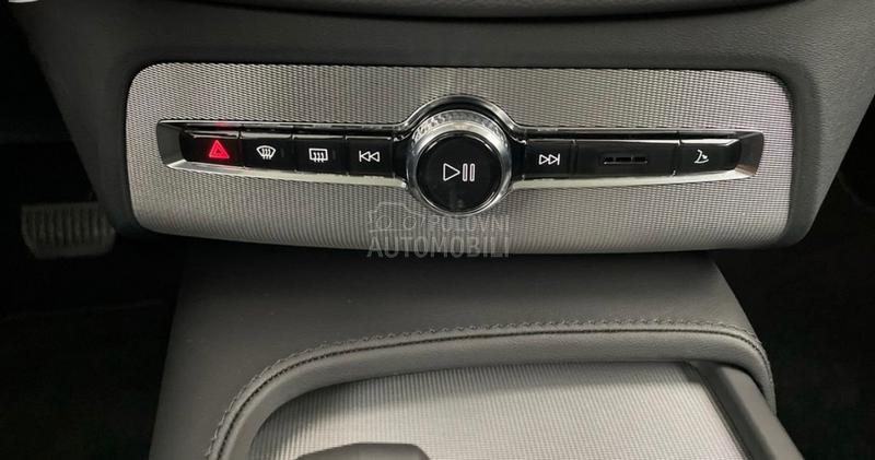 Volvo XC90 B5 AWD PLUS BRIGHT