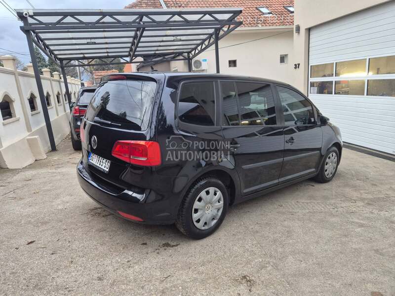 Volkswagen Touran 1.6tdi