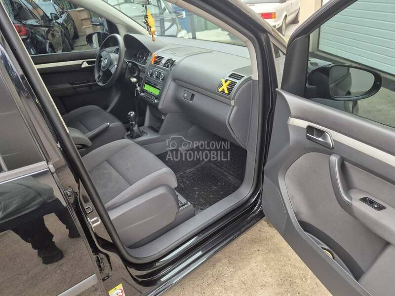 Volkswagen Touran 1.6tdi