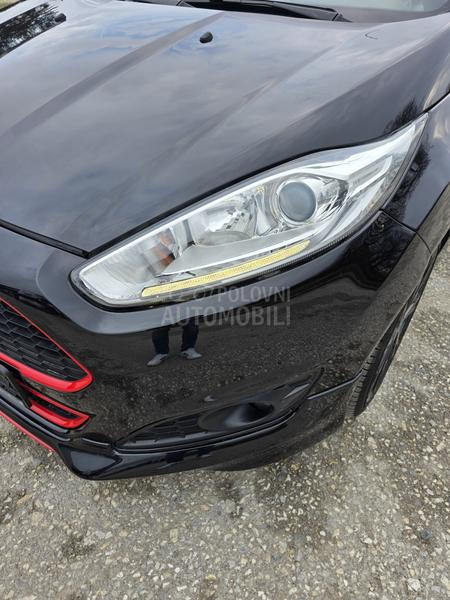 Ford Fiesta Black Red Sport