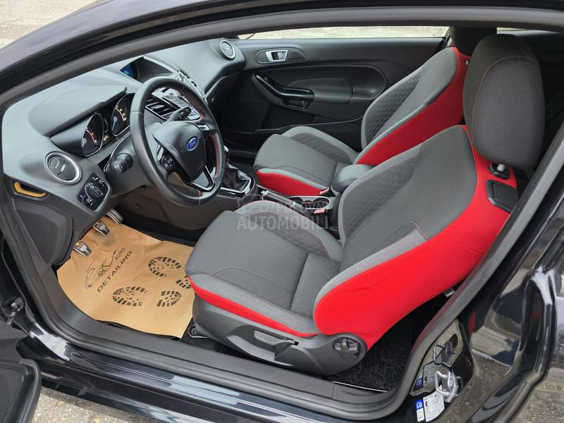 Ford Fiesta Black Red Sport