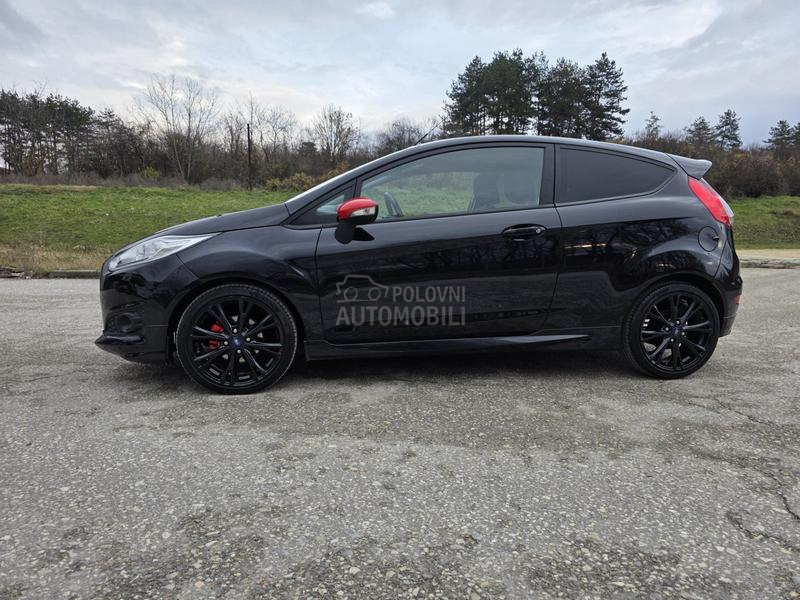 Ford Fiesta Black Red Sport