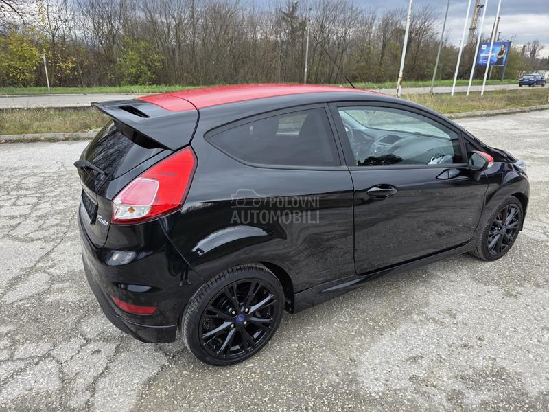 Ford Fiesta Black Red Sport
