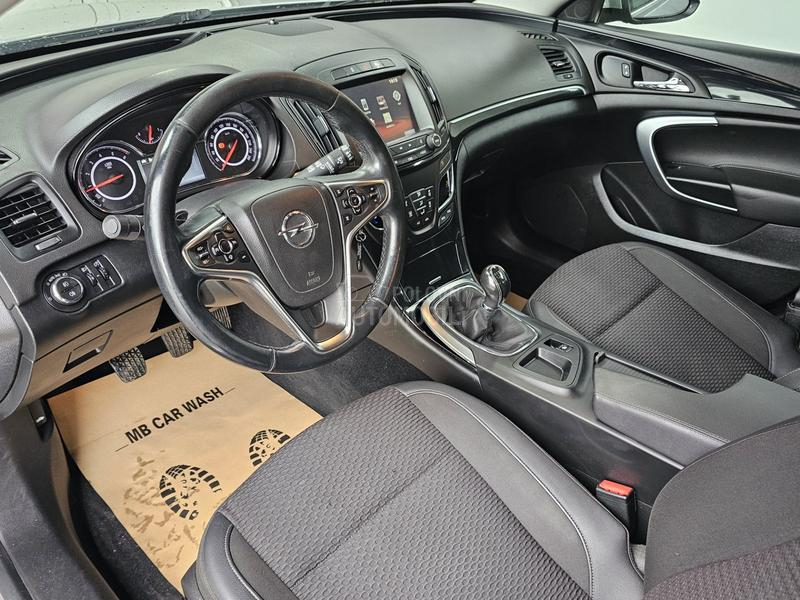 Opel Insignia 1.6 CDTI
