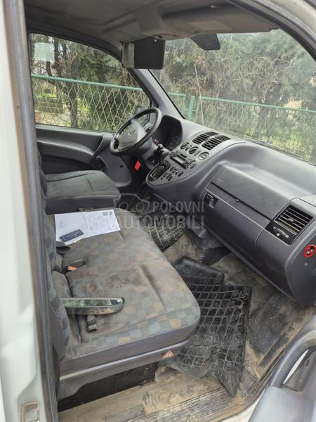 Mercedes Benz Vito 