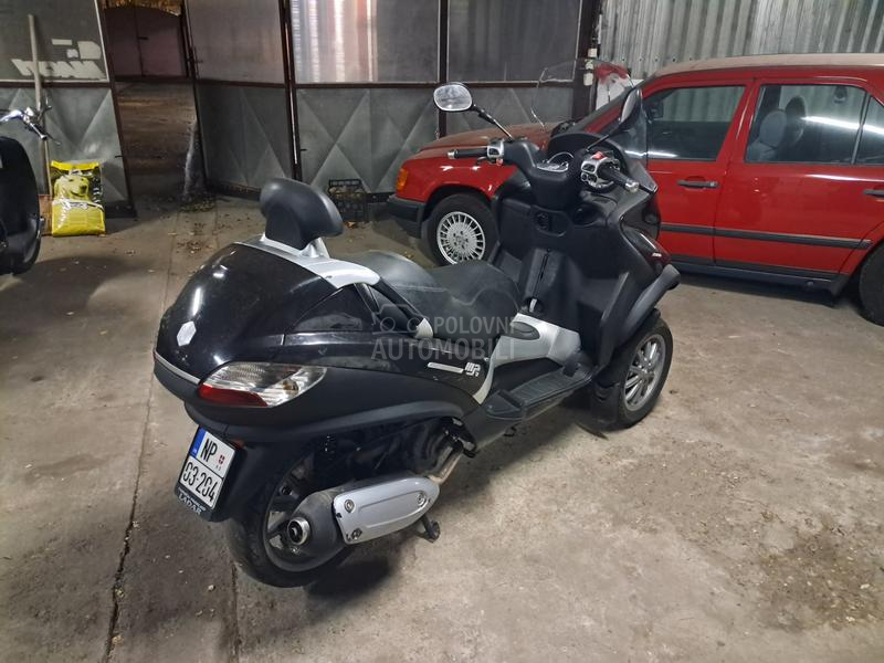 Piaggio 250i Mp3 Bkat