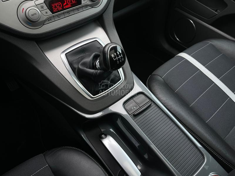 Ford Kuga 2.0 TDCI 4x4 CH