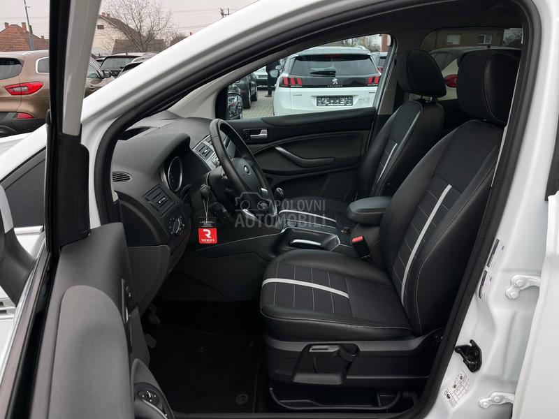 Ford Kuga 2.0 TDCI 4x4 CH
