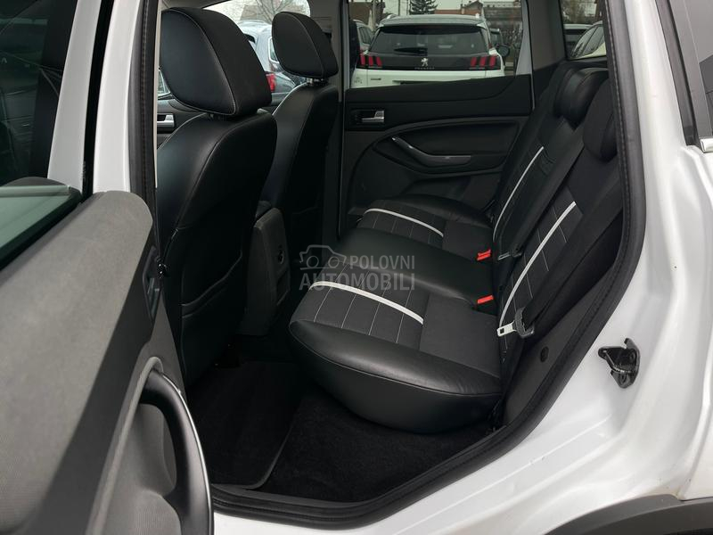 Ford Kuga 2.0 TDCI 4x4 CH