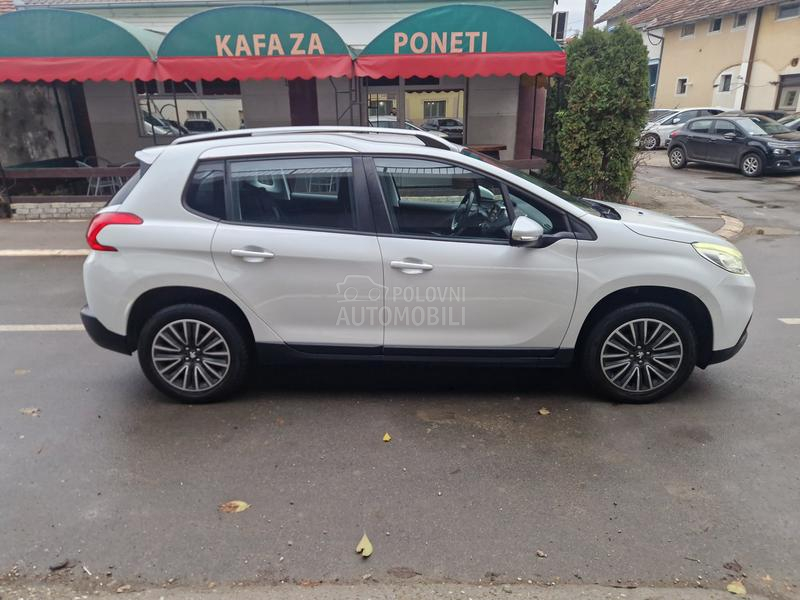 Peugeot 2008 1.2 PURETECH