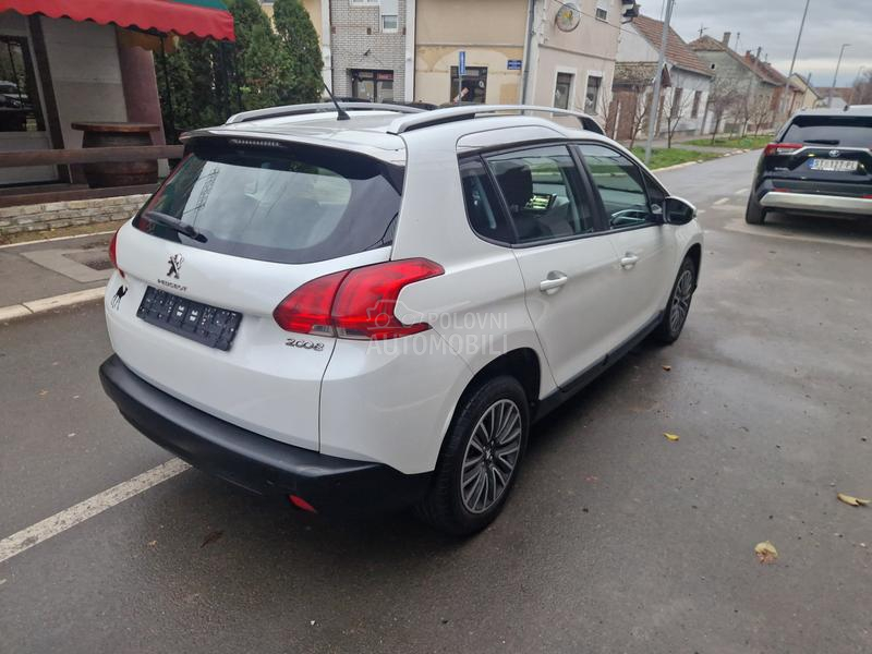 Peugeot 2008 1.2 PURETECH