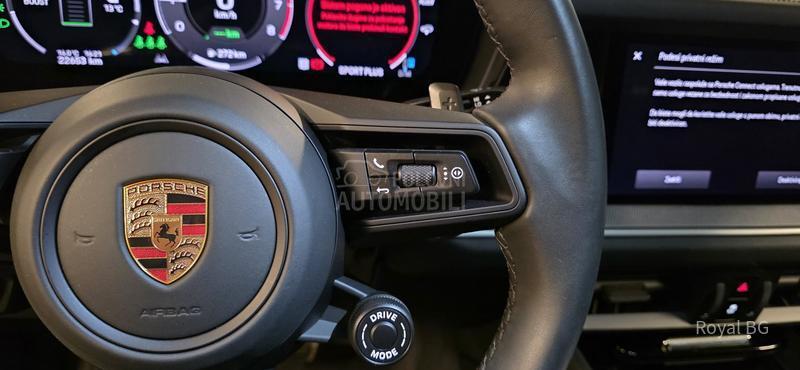 Porsche Cayenne Coupe E-Hybrid 2024