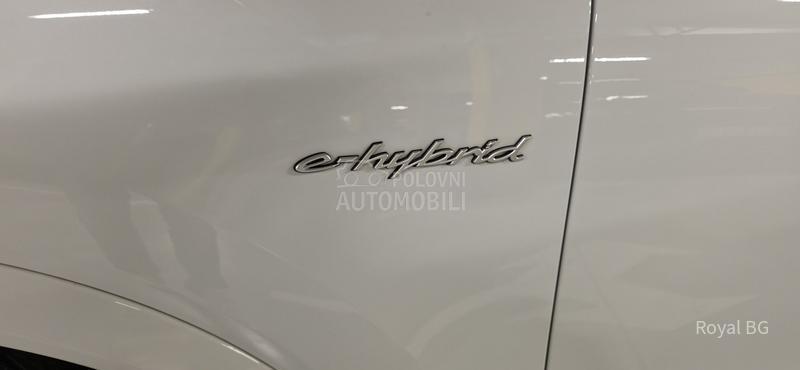 Porsche Cayenne Coupe E-Hybrid 2024