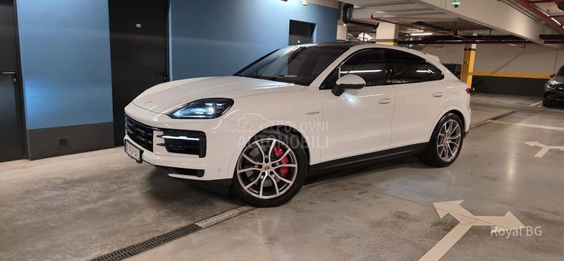 Porsche Cayenne Coupe E-Hybrid 2024