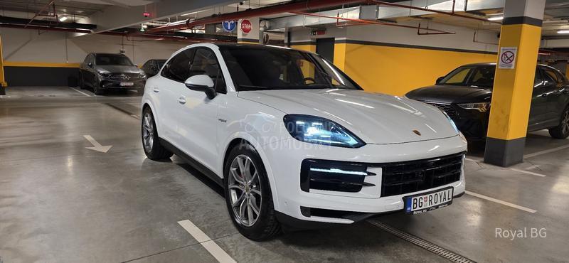 Porsche Cayenne Coupe E-Hybrid 2024
