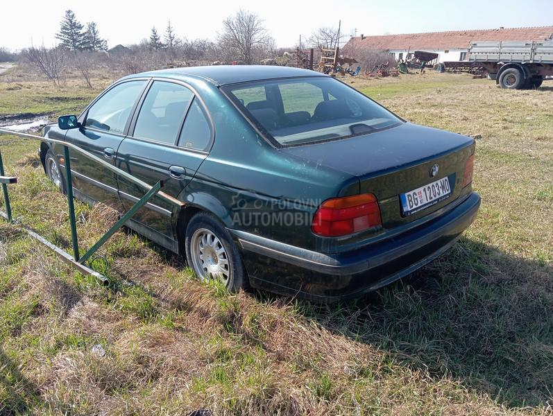 BMW 525 e39