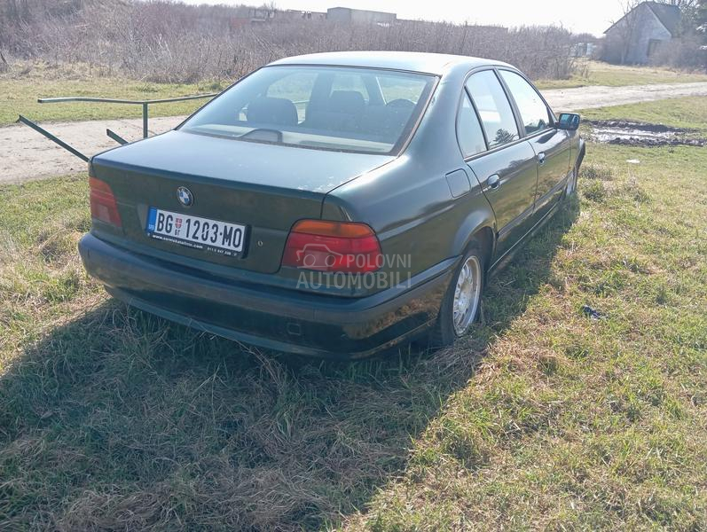 BMW 525 e39