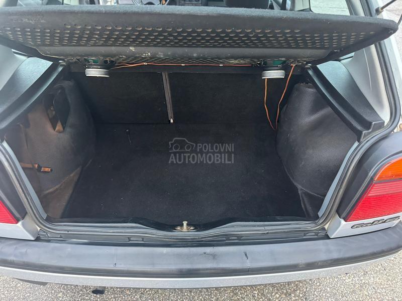 Volkswagen Golf 3 1.8