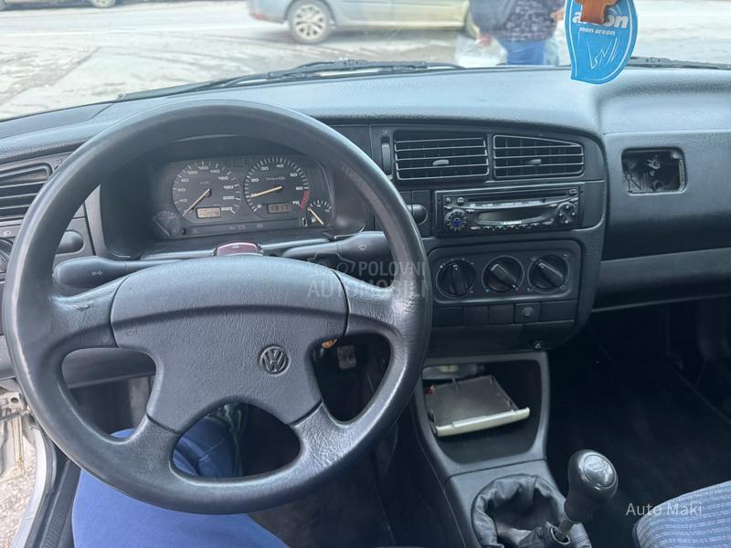 Volkswagen Golf 3 1.8