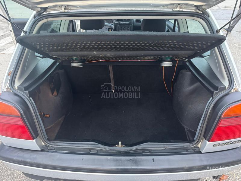 Volkswagen Golf 3 1.8