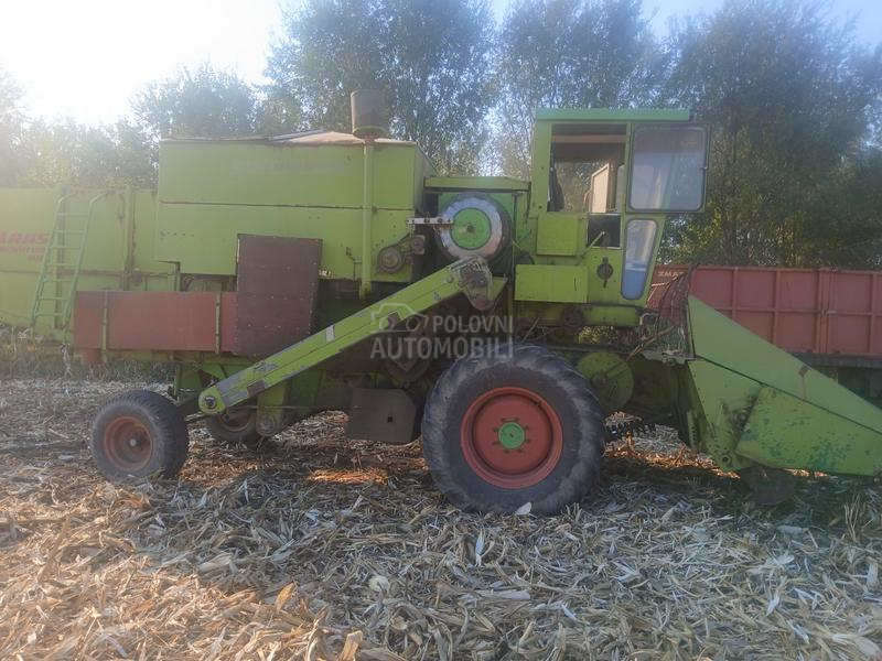 Claas Dominator 80