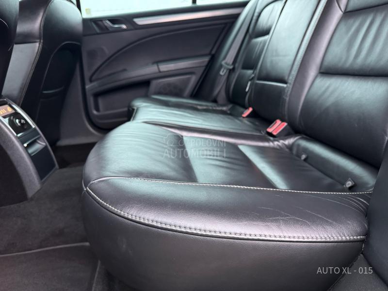 Škoda Superb 2.0TDI / 168H / NOV