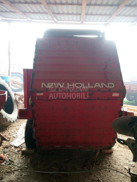 New Holland 841