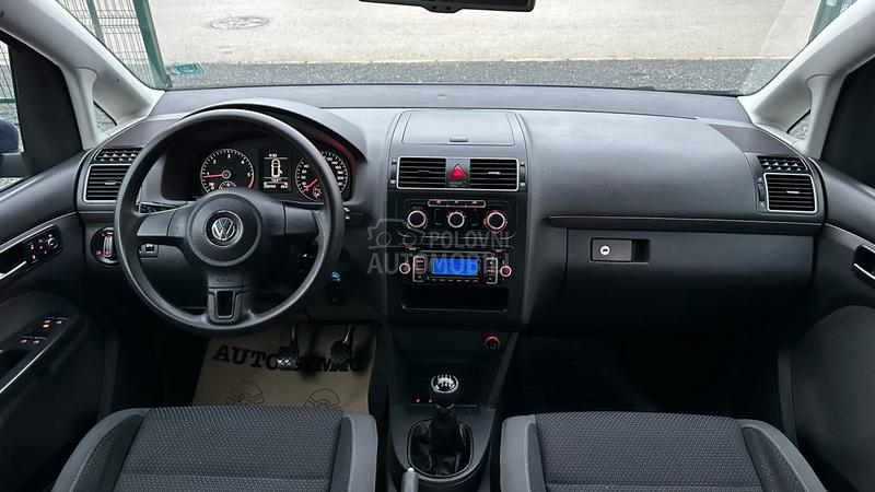 Volkswagen Touran 1,6 TDI  KA0 NOV N0V